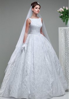 Свадебное платье M54465. С пышной юбкой, длинное со шлейфом.